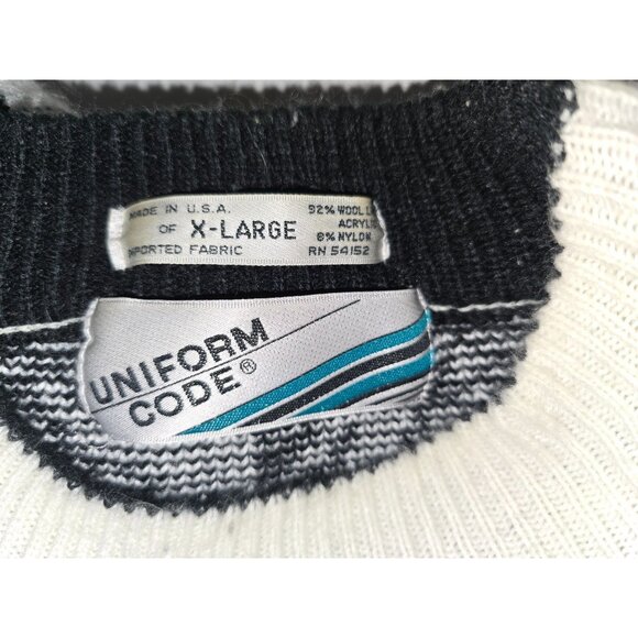 Vintage 80s Black & White Paisley Knit Wool Blend Sweater Large Holiday Retro - Picture 3 of 3